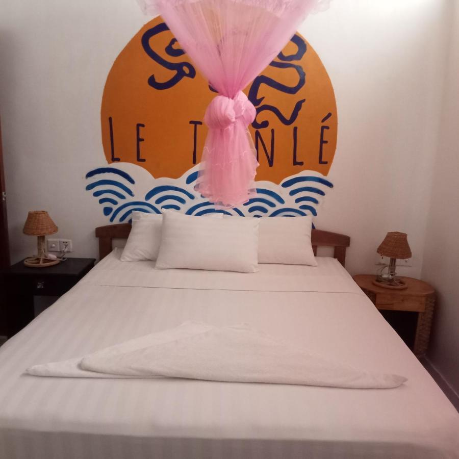 Nomad Guesthouse Kratie Extérieur photo