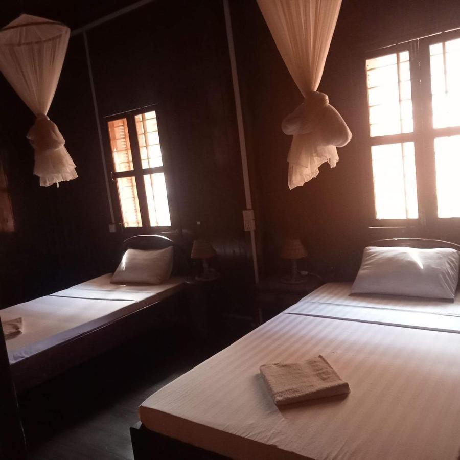 Nomad Guesthouse Kratie Extérieur photo