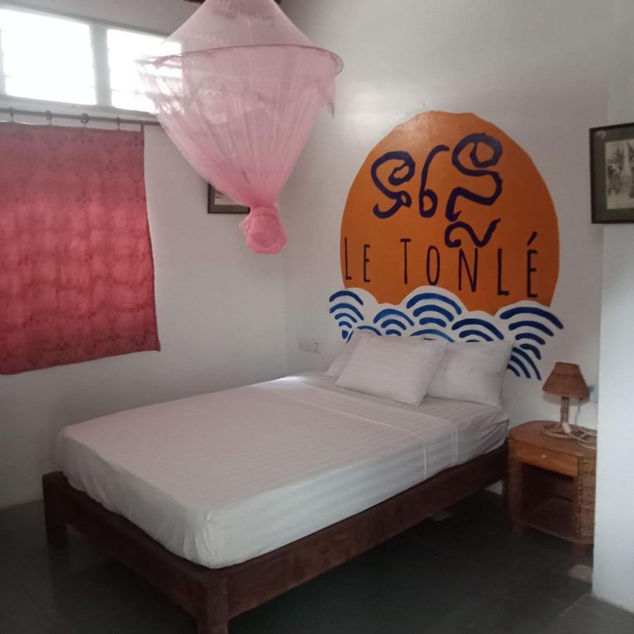 Nomad Guesthouse Kratie Extérieur photo
