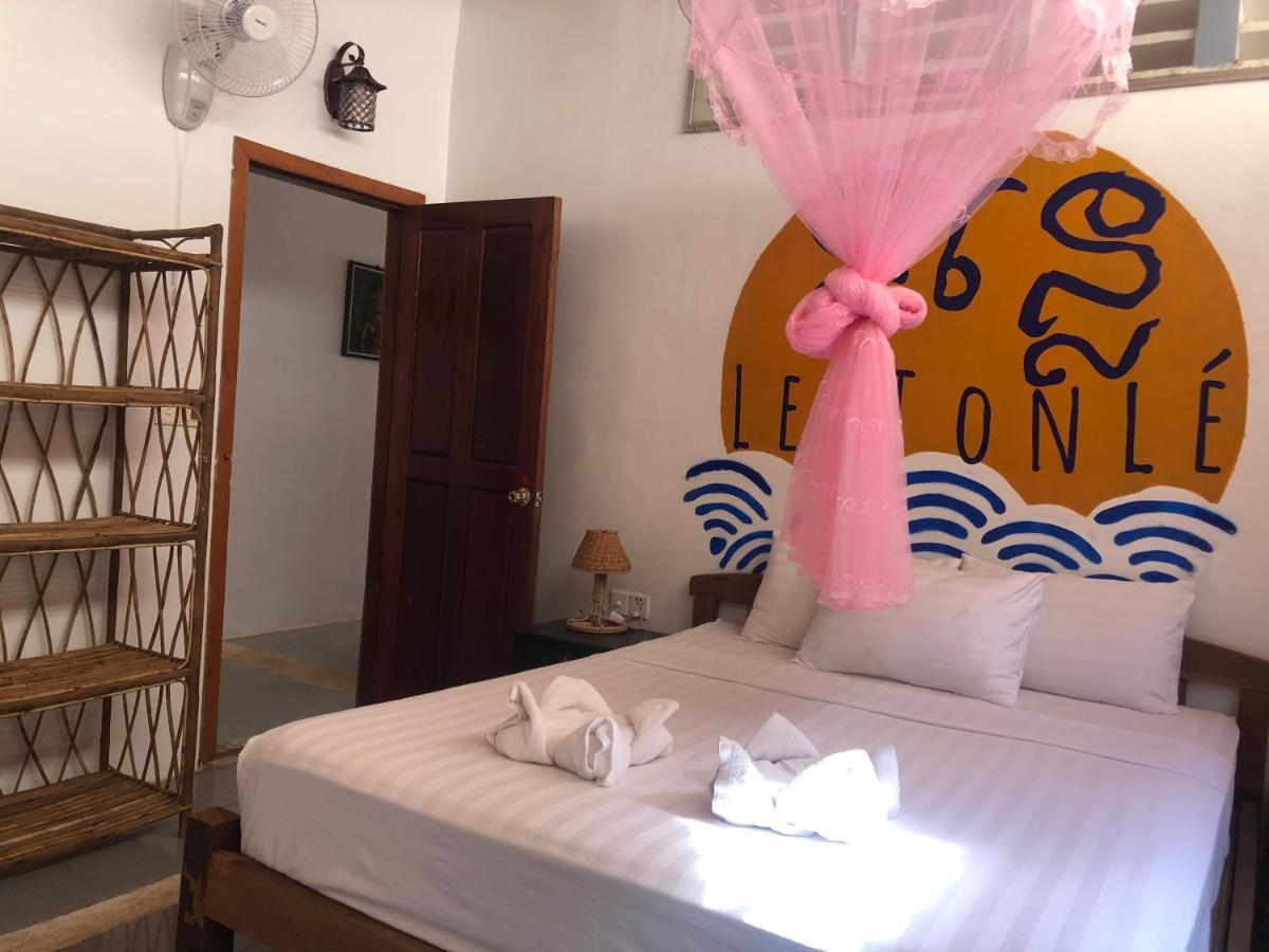 Nomad Guesthouse Kratie Extérieur photo