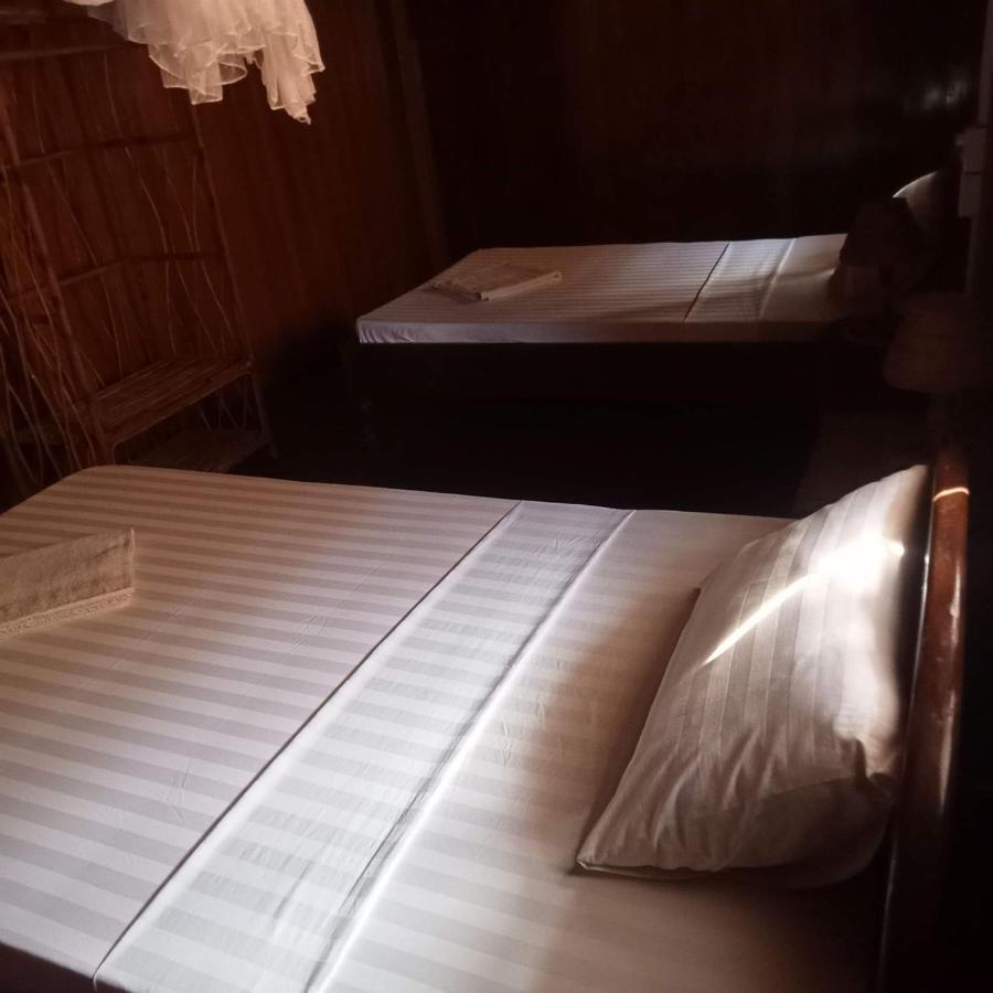 Nomad Guesthouse Kratie Extérieur photo