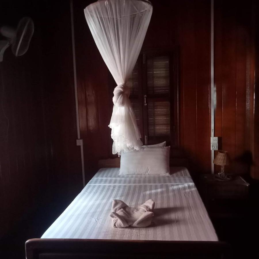 Nomad Guesthouse Kratie Extérieur photo