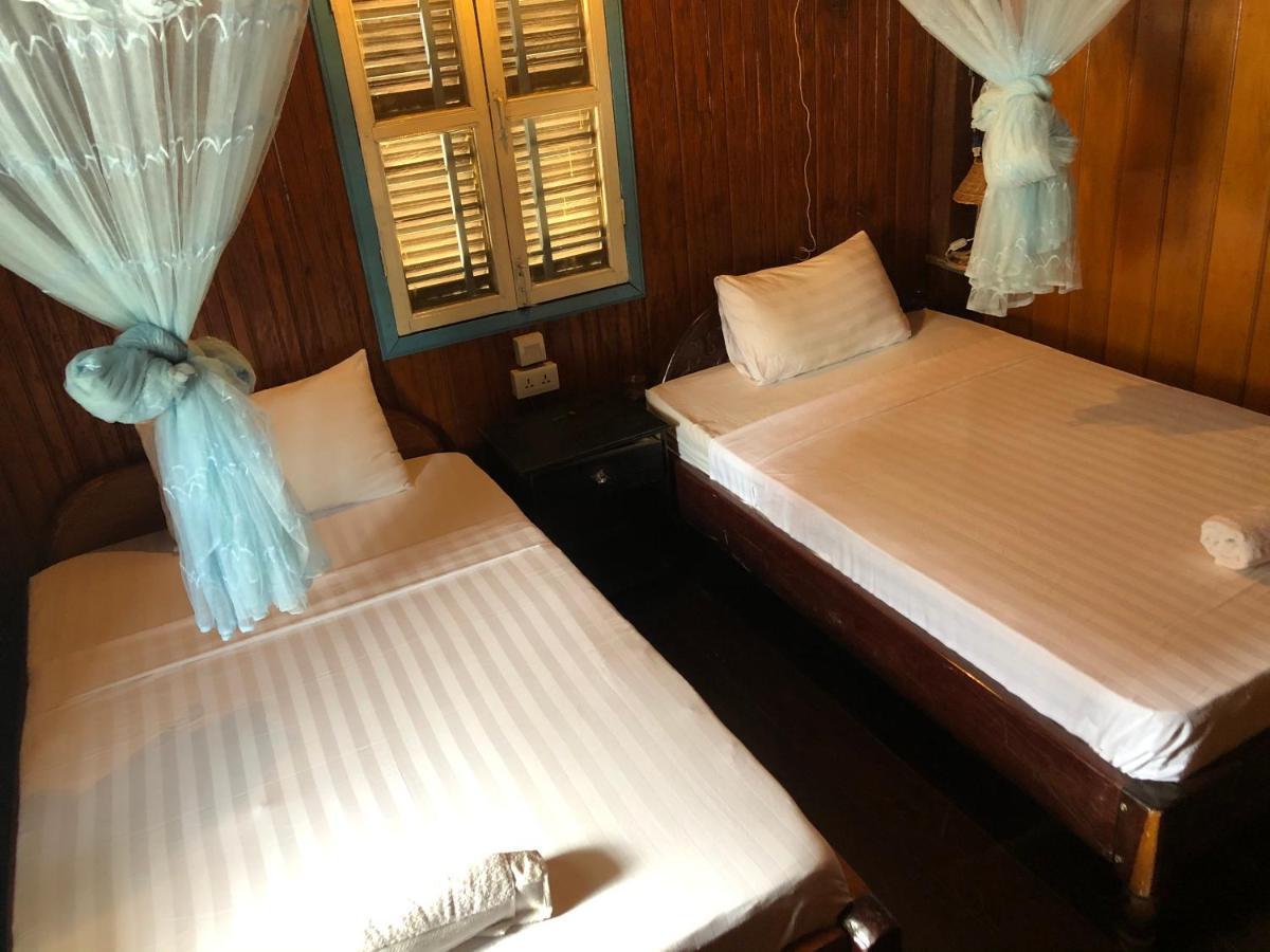 Nomad Guesthouse Kratie Extérieur photo