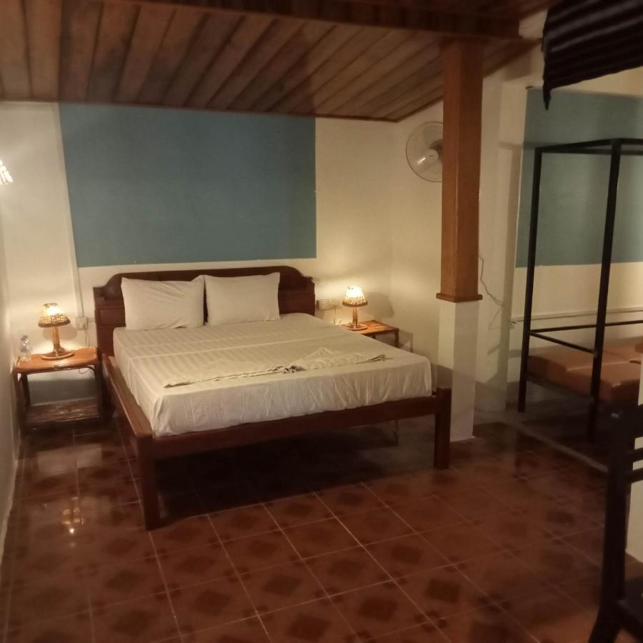 Nomad Guesthouse Kratie Extérieur photo