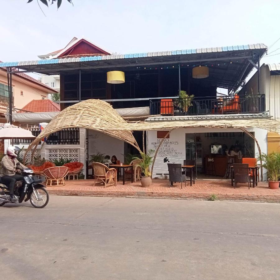 Nomad Guesthouse Kratie Extérieur photo